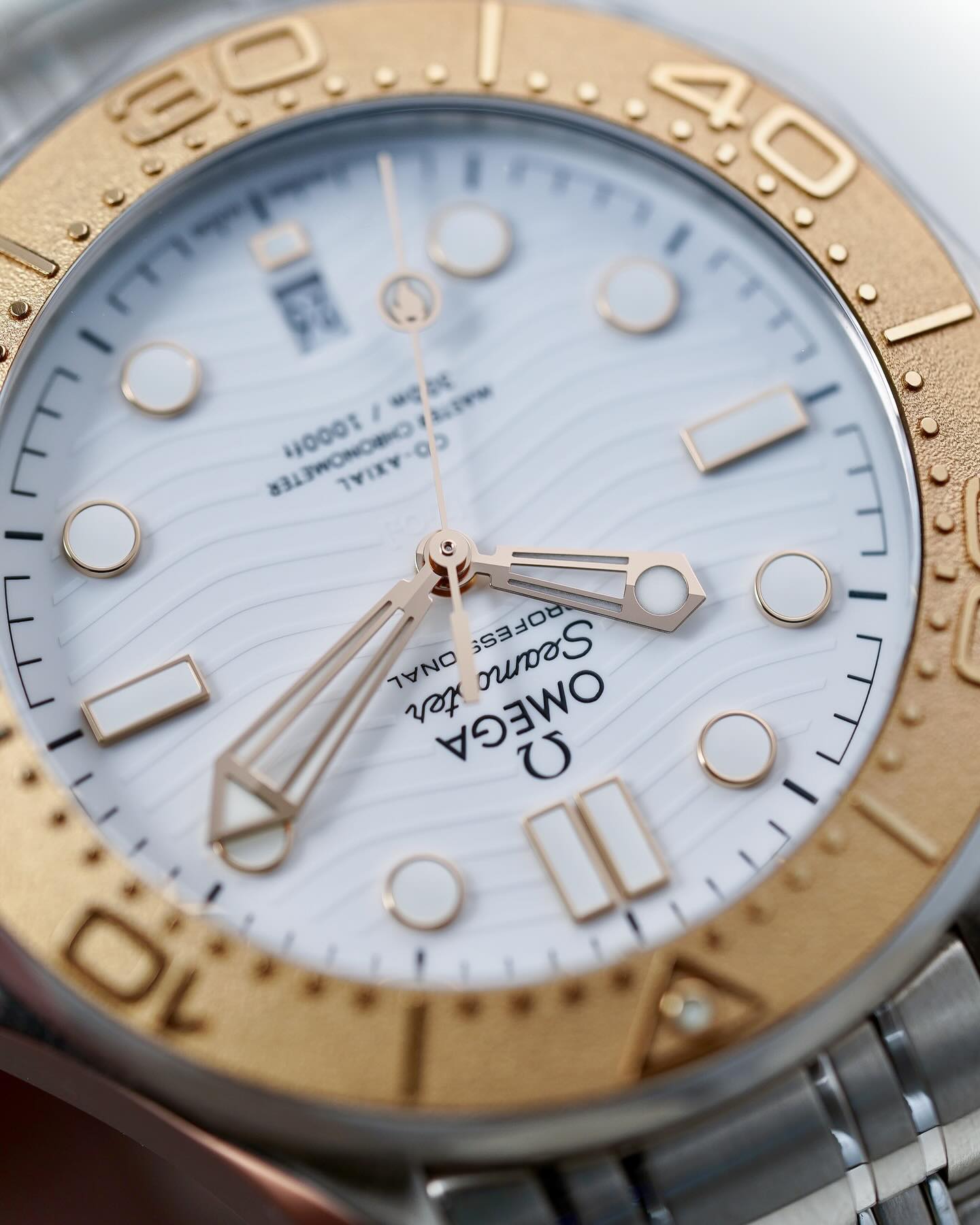 Omega Seamaster Diver 300M Paris 2024