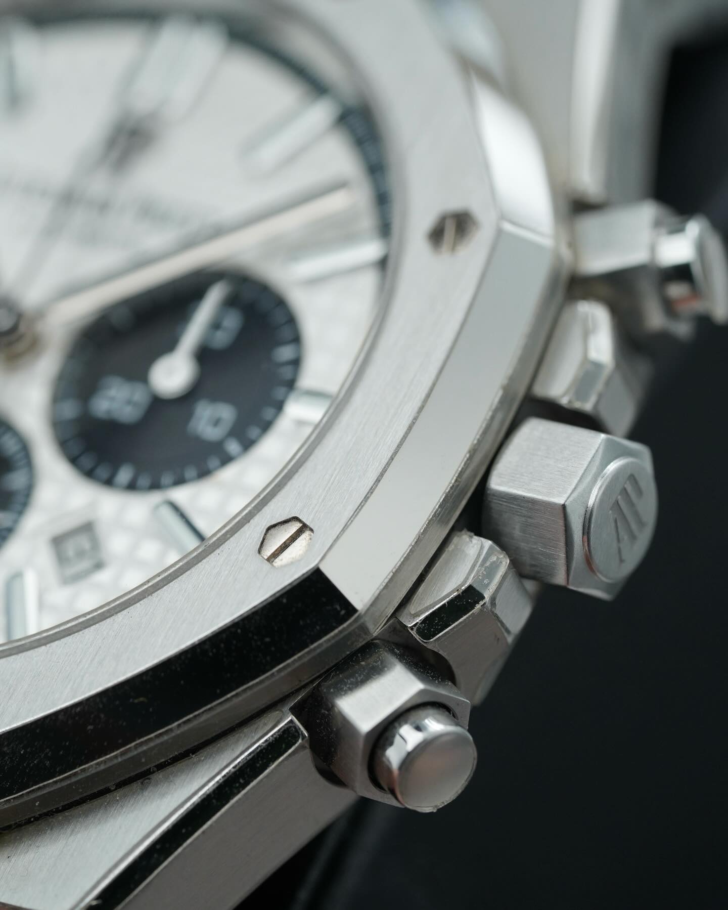 AUDEMARS PIGUET RO CHRONOGRAPH Ref. 26331ST.OO.1220ST.03