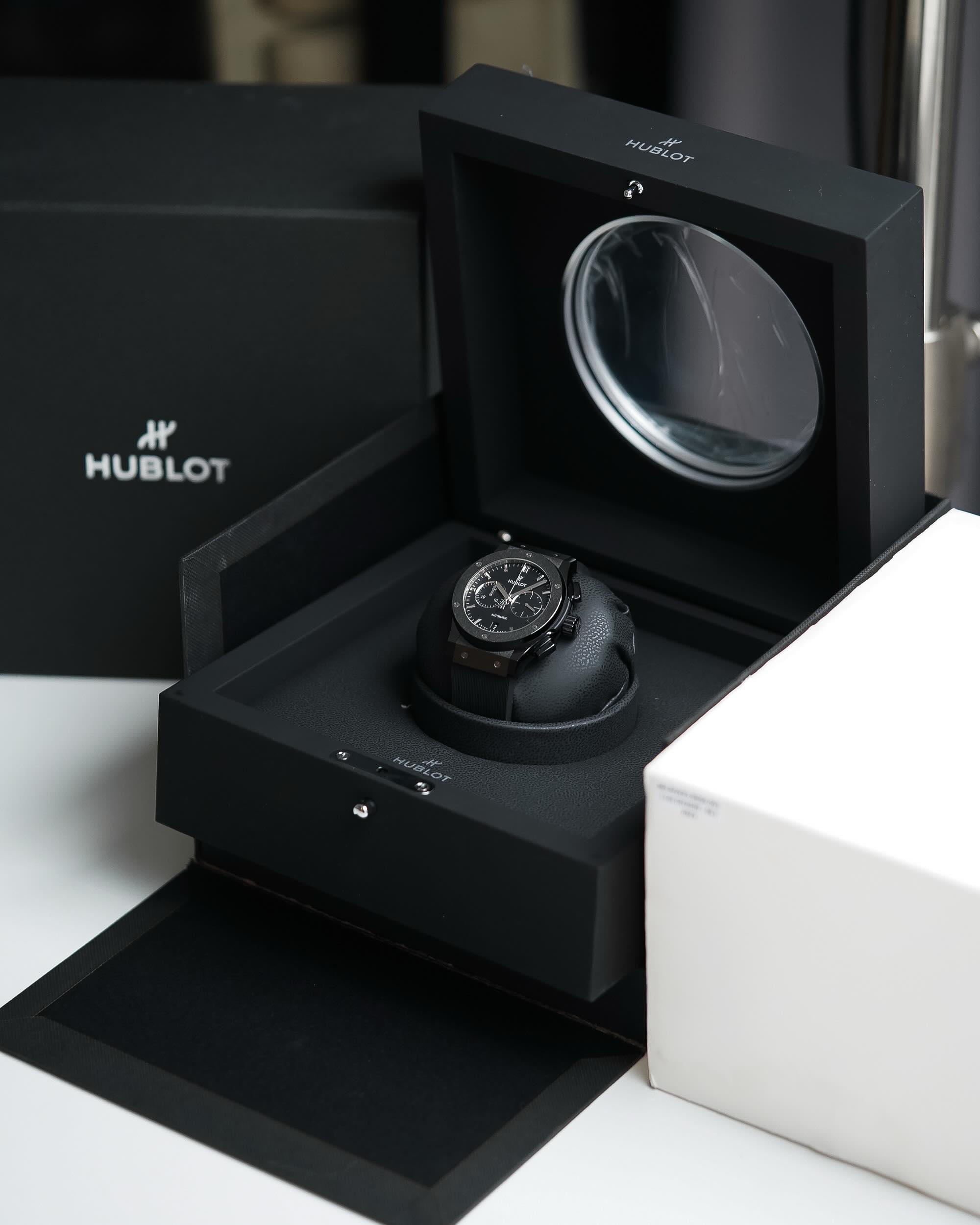 HUBLOT - 42MM. CLASSIC FUSION CHONOGRAPH FULLSET