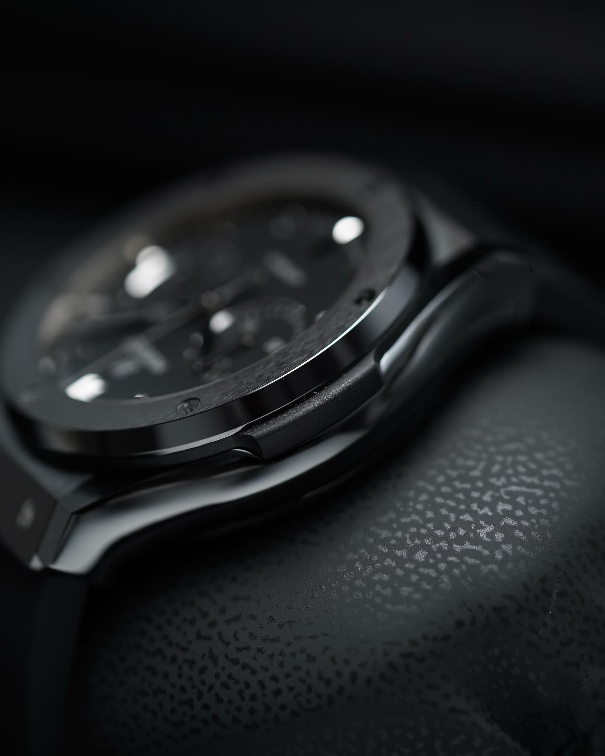 HUBLOT - 42MM. CLASSIC FUSION CHONOGRAPH FULLSET