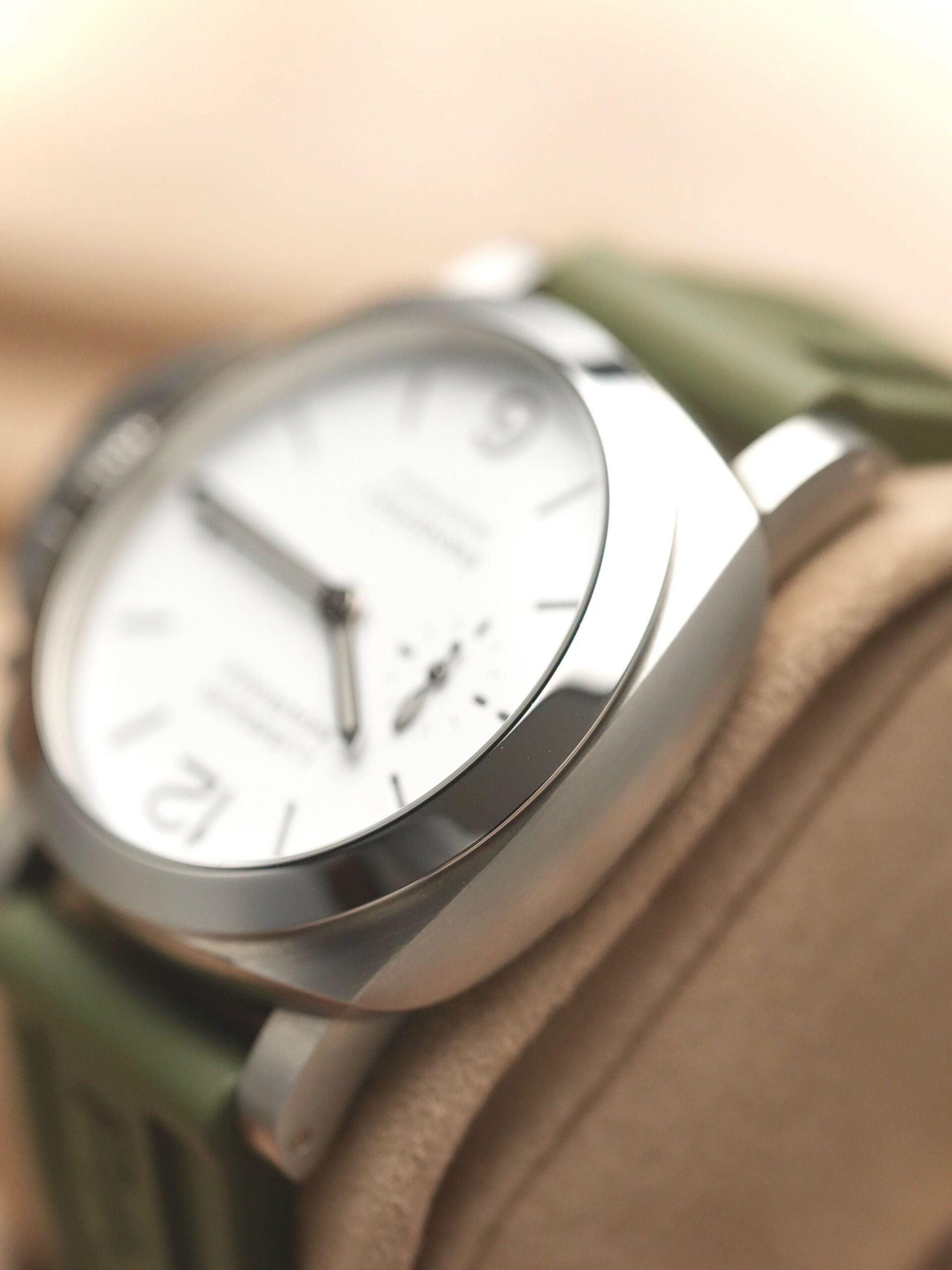 Panerai Luminor Marina Quaranta White Dial (PAM01371) — 40mm Y2024 - Image 3