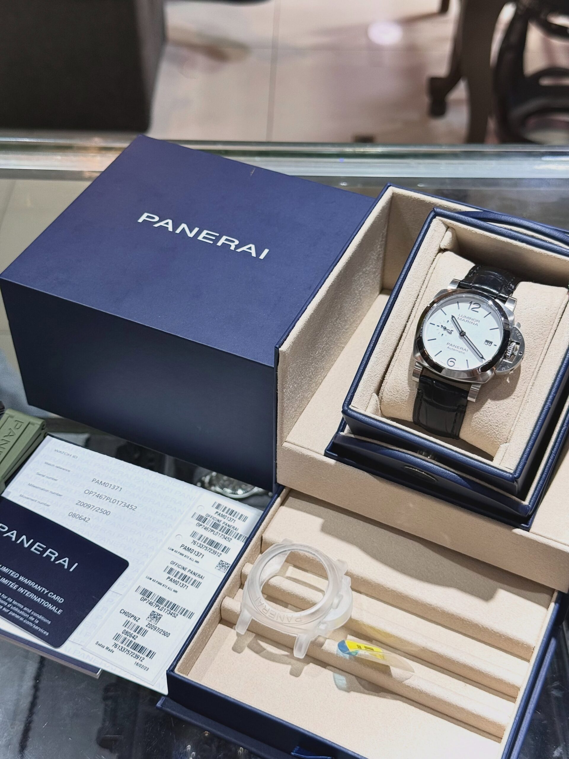 Panerai Luminor Marina Quaranta White Dial (PAM01371) — 40mm Y2024 - Image 9